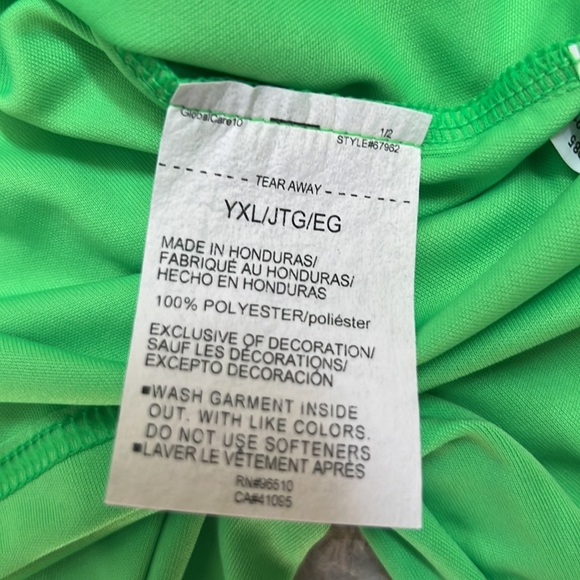 Under Armour short sleeve tech t-shirt Never Back Down Size youth XL NWT - Picture 15 of 16